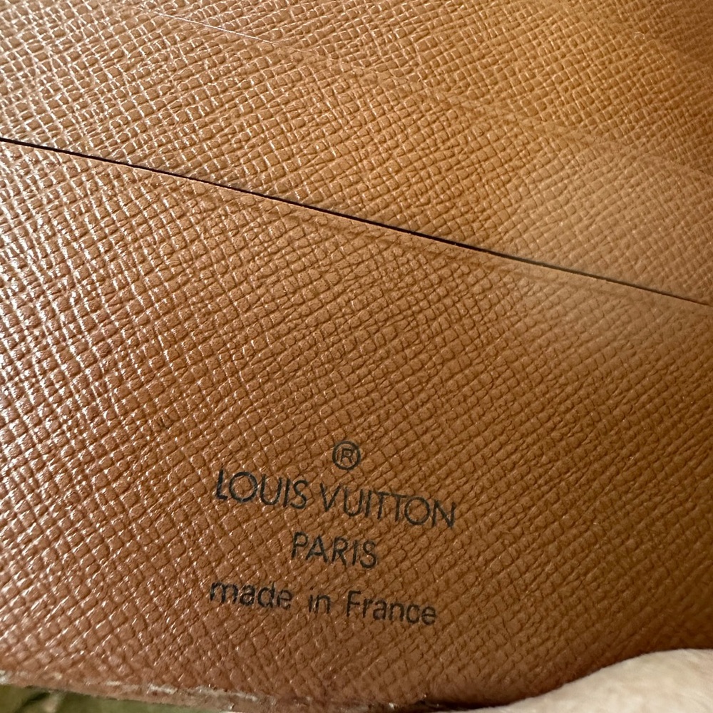 LV bifold wallet - Picture 7 of 16